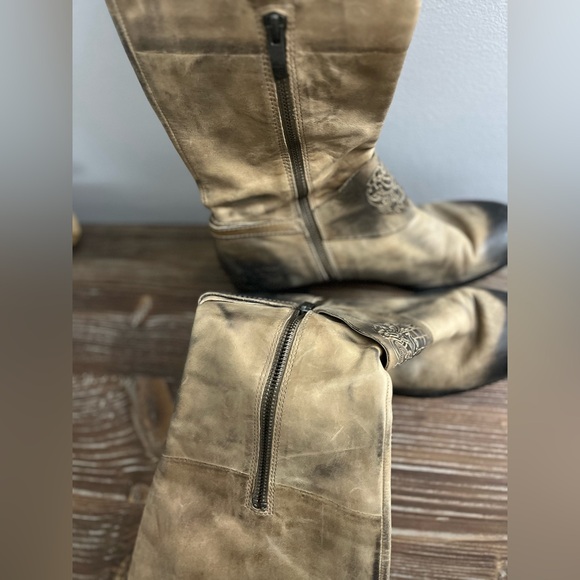 Vince Camuto Shaylee Leather Riding Boots Size 8 - Picture 5 of 11